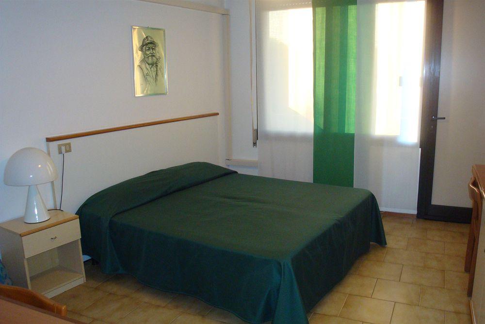 Tursport Aparthotel Taranto Exterior foto